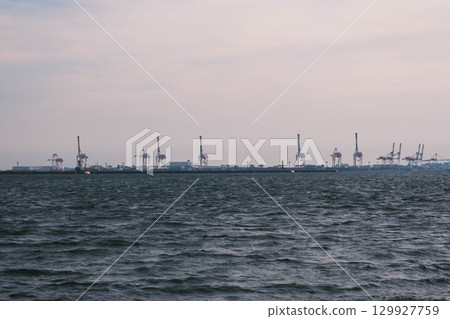 [六甲海上公園]黃昏的港口風景 129927759