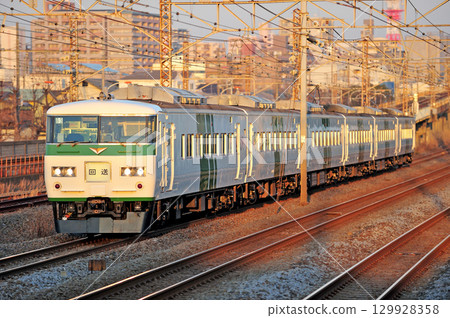 東海道線相模貨運JR東日本185系列B3列車(大宮)停運 東海道線相模貨運JR東日本185系列B3列車(大宮)停運 129928358