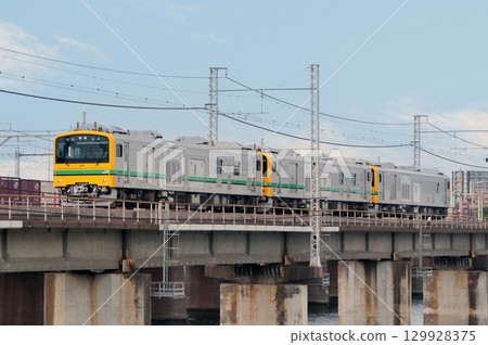 Tokaido Main Line, Chigasaki-Hiratsuka, JR East, GV-E197 series, TS01+TS03 formation (Gunma) Tokaido Main Line, Chigasaki-Hiratsuka, JR East, GV-E197 series, TS01+TS03 formation (Gunma) 129928375