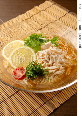 雞湯氯麵 129928405