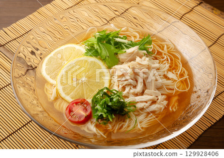 Chicken Broth Chlorine Noodles Chicken Broth Chlorine Noodles 129928406