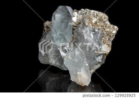 Macro mineral stone Aquamarine on a black background 129928925