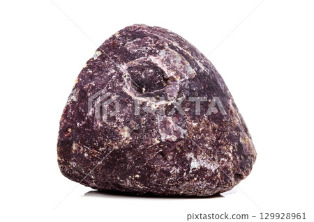 Macro mineral stone Agate breed a white background 129928961