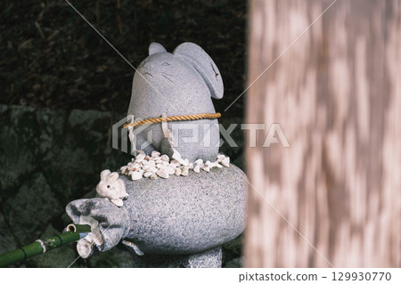 【白兔神社】鳥取縣內歷史悠久的神社,有可愛的石兔雕像 【白兔神社】鳥取縣內歷史悠久的神社,有可愛的石兔雕像 129930770
