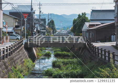 [Kurayoshi White-Walled Storehouses] A traditional Japanese landscape 129931135
