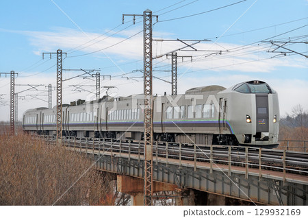 函館本線 豐幌江別 JR 北海道 789 系列 1000 系列 HL-1007 編組(札幌)超級神威 函館本線 豐幌江別 JR 北海道 789 系列 1000 系列 HL-1007 編組(札幌)超級神威 129932169