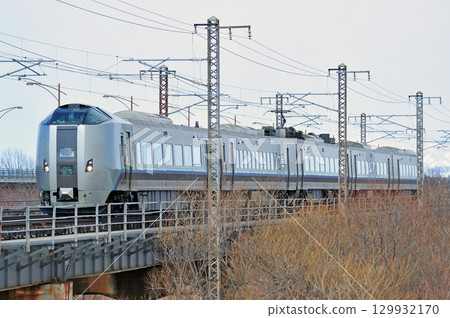 函館本線 豐幌江別 JR 北海道 789 系列 1000 系列 HL-1006 編組(札幌)超級神威 函館本線 豐幌江別 JR 北海道 789 系列 1000 系列 HL-1006 編組(札幌)超級神威 129932170