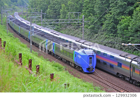 Chitose Line, Kaminohoro-Nishinosato (Shinshu), JR Hokkaido, Kiha 281 series, Super Hokuto, JR Freight, DF200-61 Chitose Line, Kaminohoro-Nishinosato (Shinshu), JR Hokkaido, Kiha 281 series, Super Hokuto, JR Freight, DF200-61 129932306