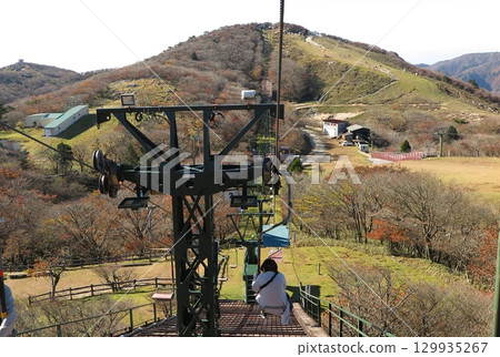 Mt. Gozaisho in autumn, the main peak of the Suzuka Mountains: the lift connecting the ropeway Sanjo Station and the summit Mt. Gozaisho in autumn, the main peak of the Suzuka Mountains: the lift connecting the ropeway Sanjo Station and the summit 129935267