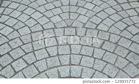 Circular pavement stone pavement 129935772