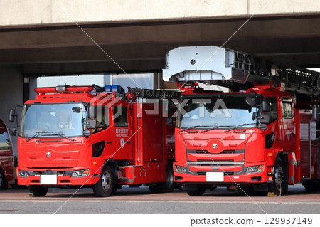 Fire engine 129937149