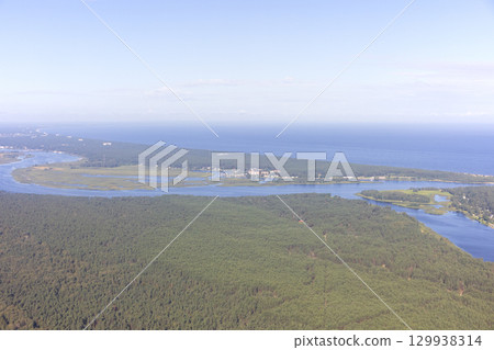 歐洲拉脫維亞裡加灣的鳥瞰圖 129938314