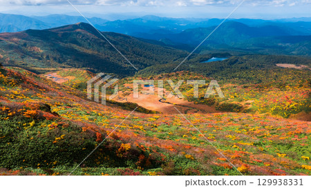 Climbing Mount Kurikoma in Autumn (Mount Kurikoma to Mount Maedake: Ryusengahara) 129938331