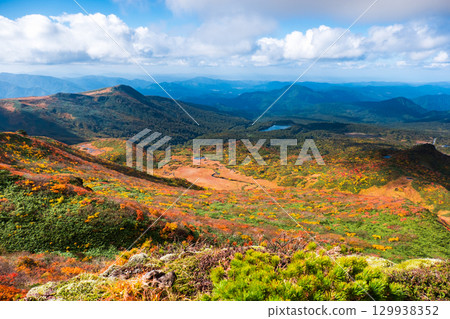 秋季攀登栗駒山(栗駒山~前岳:龍泉原) 秋季攀登栗駒山(栗駒山~前岳:龍泉原) 129938352