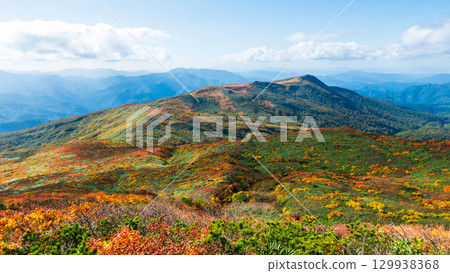 秋季攀登栗駒山(栗駒山~益山:益山眺望) 秋季攀登栗駒山(栗駒山~益山:益山眺望) 129938368