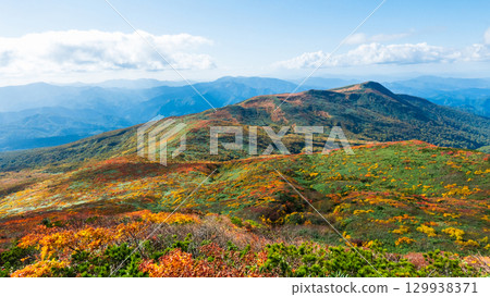 秋季攀登栗駒山(栗駒山~益山:益山眺望) 秋季攀登栗駒山(栗駒山~益山:益山眺望) 129938371