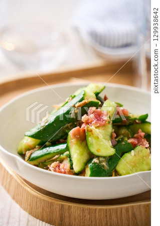 梅子黃瓜 | 梅子醬炒黃瓜 梅子黃瓜 | 梅子醬炒黃瓜 129938642
