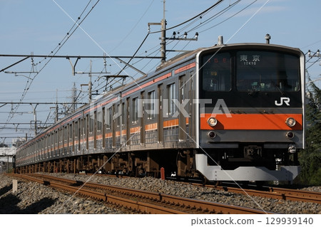 Musashino Line 205 series M9 train running between Minami-Urawa and Higashi-Urawa 129939140
