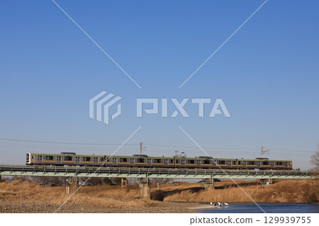 Hachiko Line 209 series 3100 series 72 trains running between Nishikawagoe and Matoba Hachiko Line 209 series 3100 series 72 trains running between Nishikawagoe and Matoba 129939755