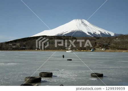 Frozen Lake Yamanaka and Mount Fuji Frozen Lake Yamanaka and Mount Fuji 129939939