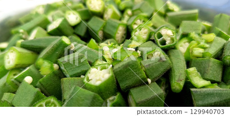Chopped Fresh Okra in Steel plate 129940703