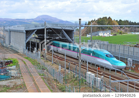 Hokkaido Shinkansen Kikonai-Okutsugaru-Imabetu JR East E5 Series U12 (Sendai) Hayabusa Hokkaido Shinkansen Kikonai-Okutsugaru-Imabetu JR East E5 Series U12 (Sendai) Hayabusa 129940826