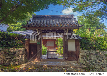滋賀縣大津市西教寺的分寺實業坊 滋賀縣大津市西教寺的分寺實業坊 129942074