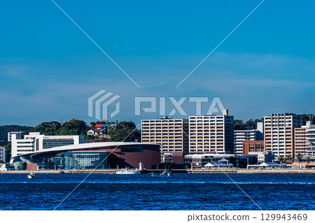 從諾福克廣場眺望下關 [福岡縣北九州市] 129943469