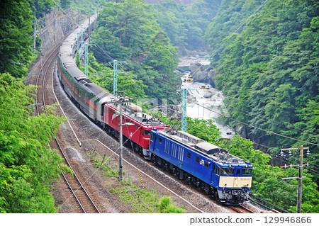上越線，上牧水上，JR東日本，EF64-1032 + EF81-133 + E26系列仙后座 129946866