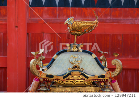 Golden bird over mikoshi decor at Sumiyoshi Taisha Shrine, Osaka 129947211