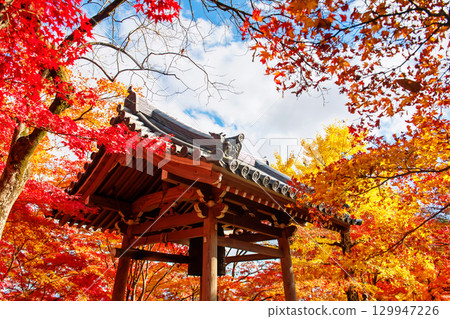 bell wood tower in autumn colors at Jojakkoji temple, Arashiyama bell wood tower in autumn colors at Jojakkoji temple, Arashiyama 129947226