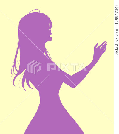 微笑的女人伸出她的手,側面輪廓 微笑的女人伸出她的手,側面輪廓 129947345