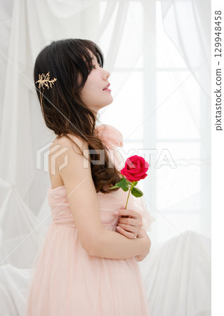 Beautiful Japanese women 129948458
