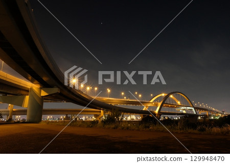 公路交界處 129948470