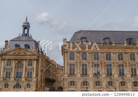 the city of Bordeaux at the garonne river in france the city of Bordeaux at the garonne river in france 129949613