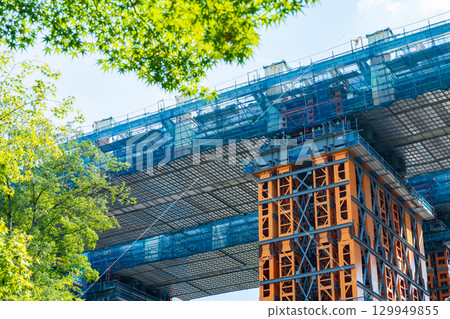 Construction site of the Shin-Meishin Expressway in Takatsuki City, Osaka Prefecture Construction site of the Shin-Meishin Expressway in Takatsuki City, Osaka Prefecture 129949855