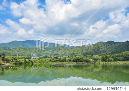 Scenery of Sagano Road in summer in Kyoto 129950744
