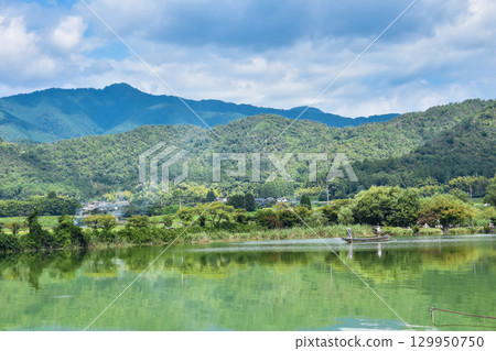 Scenery of Sagano Road in summer in Kyoto 129950750