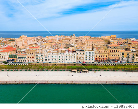 Syracuse city seafront aerial panoramic view in the Syracuse city seafront aerial panoramic view in the 129952405