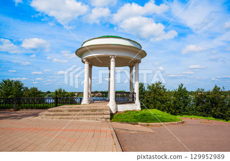 Love pavillion at Volga embankment, Russia Love pavillion at Volga embankment, Russia 129952989