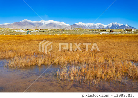 Karakul village in the Murghab region of Tajikistan 129953833