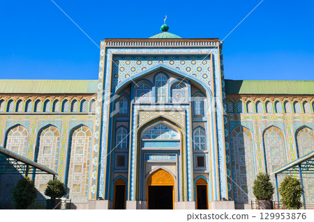 Haji Yaqub Mosque exterior in Dushanbe, Tajikistan 129953876