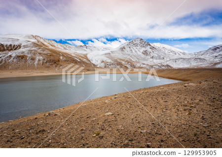 Chukur-Kul or Chukurkul lake in Murghab region, Tajikistan 129953905