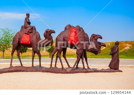 Camels monument near Afrasiab Museum, Samarkand Camels monument near Afrasiab Museum, Samarkand 129954144