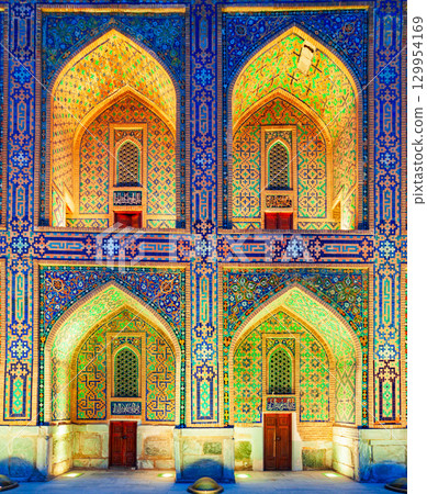 Registan mosaic pattern design background, Samarkand 129954169