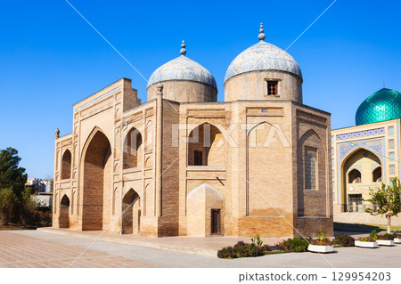 Mausoleum of Sheikh Muslihiddin in Khujand, Tajikistan 129954203