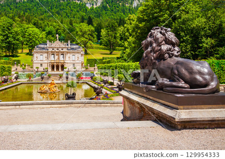 Schloss Linderhof Palace in Bavaria, Germany Schloss Linderhof Palace in Bavaria, Germany 129954333