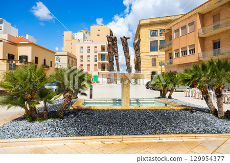 Fountain at the Piazza Mokarta, Mazara del Vallo Fountain at the Piazza Mokarta, Mazara del Vallo 129954377