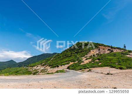 從毛無嶺眺望大串礦山遺跡 從毛無嶺眺望大串礦山遺跡 129955050