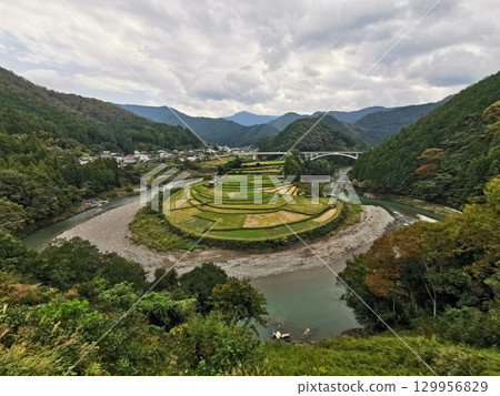 和歌山荒木島遠景 129956829